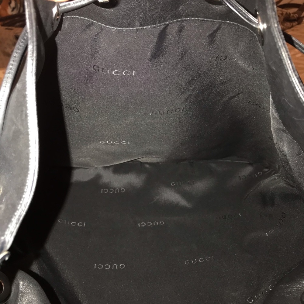 🍾 FIRM XL Gucci Drawstring Bag in Black Leather - Picture 7 of 9